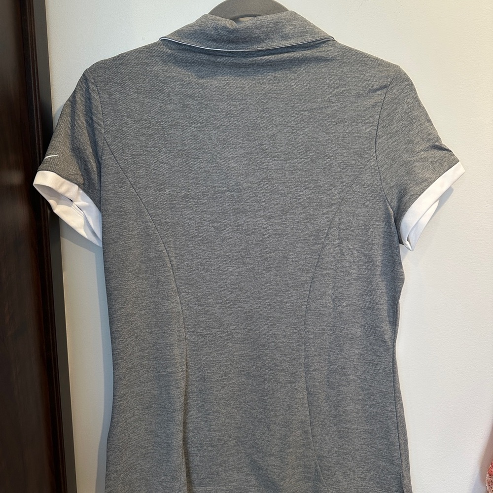 Nike Gray Fitted Polo Shirt Short Sleeve - Picture 4 of 4